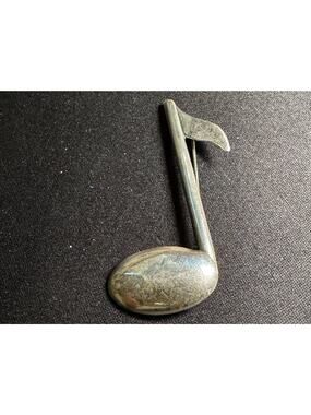 Vintage Beau Sterling Music Note Brooch